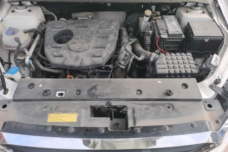 Used JETOUR X70 2020 1.5T Manual Comfort Edition 5 Seats Engine Bay