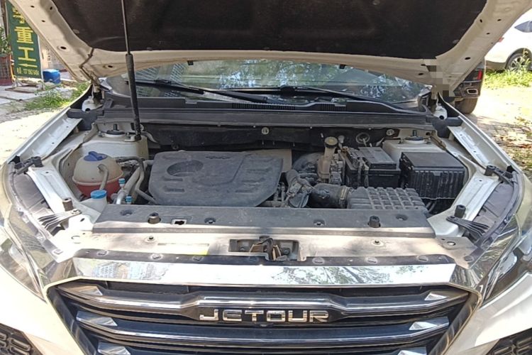 Used JETOUR X70 2020 1.5T Manual EnjoyDrive Edition 5 Seats Engine Bay