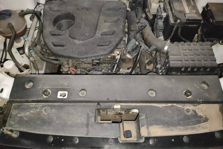 Used JETOUR X70 2020 1.5T DCT YueXing Edition 5 Seats Engine Bay