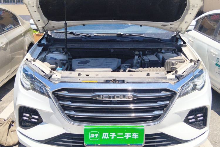Used JETOUR X70 2020 1.5T DCT Smart Drive Version 6 Seats Engine Bay