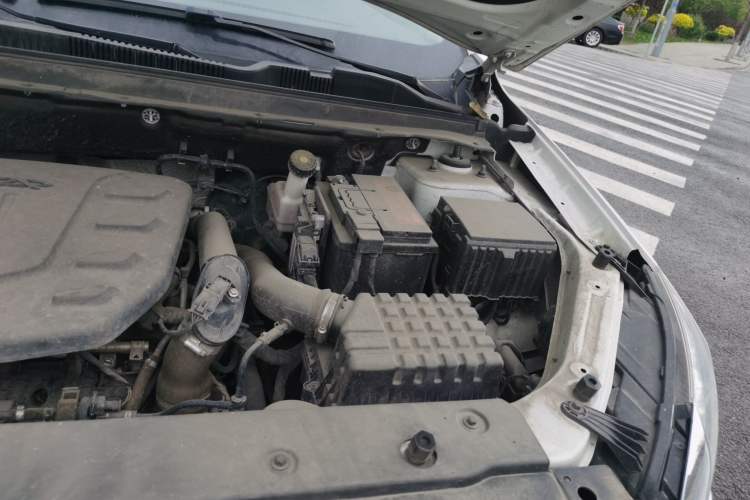 Used JETOUR X70 2020 1.5T DCT YueXing Edition 5 Seats Engine Bay Left