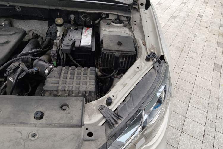 Used JETOUR X70 2020 1.5T DCT Comfort Edition 7-Seater Engine Bay Left