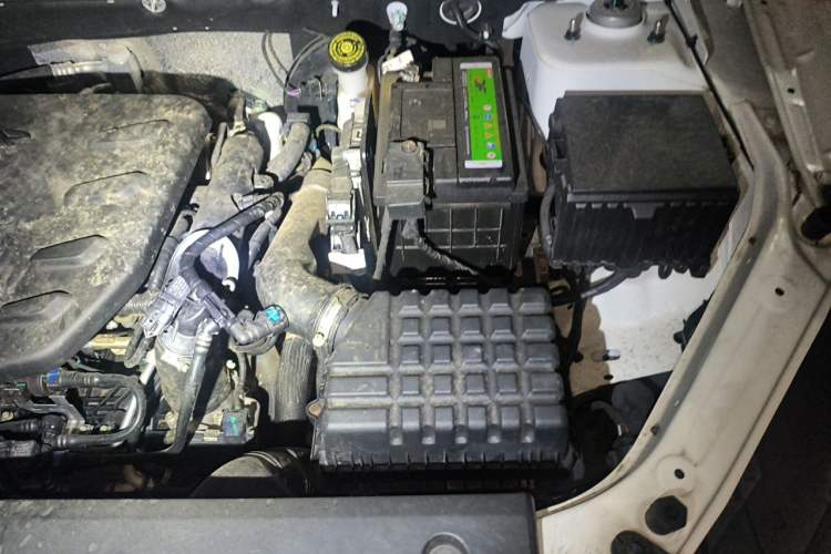 Used JETOUR X70 2020 1.5T Manual Comfort Edition 7-Seater Engine Bay Left