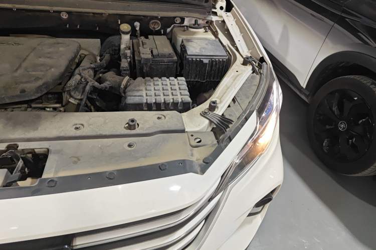 Used JETOUR X70 2020 1.5T DCT YueXing Edition 5 Seats Engine Bay Left