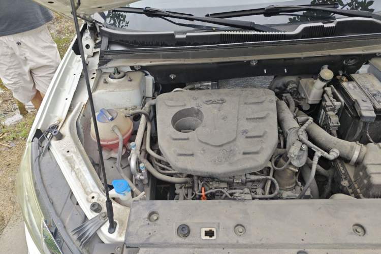 Used JETOUR X70 2020 1.5T Manual Comfort Edition 5 Seats Engine Bay Right