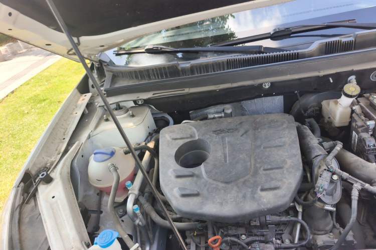 Used JETOUR X70 2020 1.5T DCT Comfort Edition 7-Seater Engine Bay Right