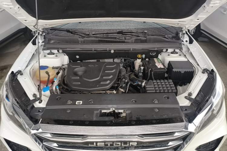 Used JETOUR X70 2020 1.5T Manual Comfort Edition 7-Seater Engine Bay