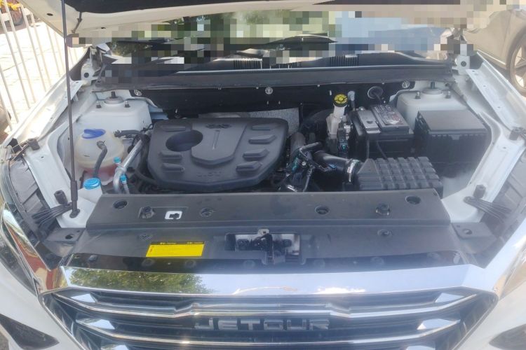 Used JETOUR X70 2020 1.5T Manual Comfort Edition 5 Seats Engine Bay