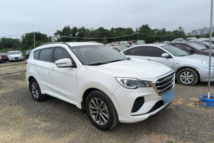 Used JETOUR X70 2020 1.5T Manual Comfort Edition 7-Seater Exterior 2