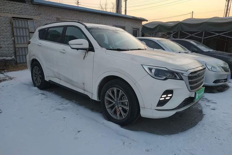 Used JETOUR X70 2020 1.5T Manual EnjoyDrive Edition 5 Seats Exterior 2
