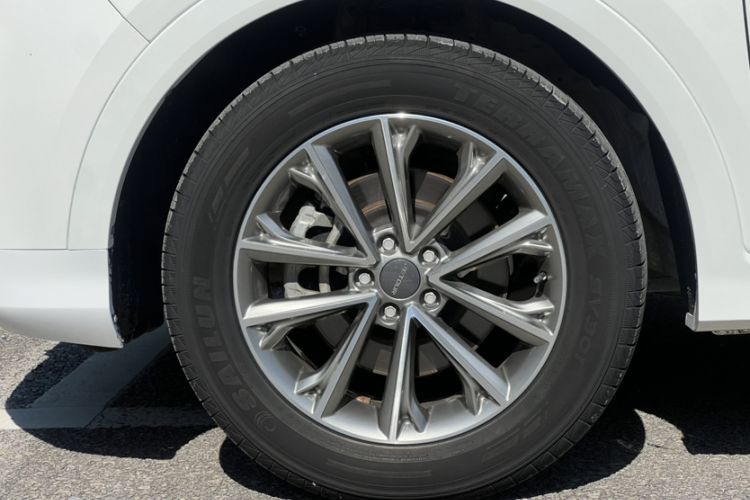 Used JETOUR X70 2020 1.5T DCT Comfort Edition 5-seater Exterior 2