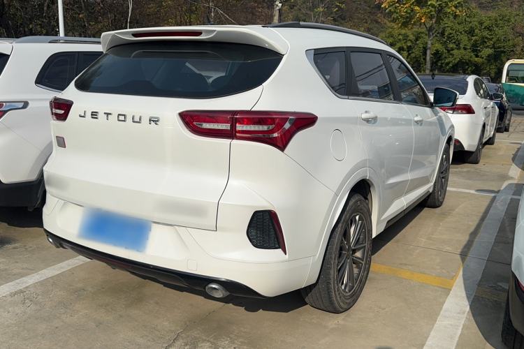 Used JETOUR X70 2020 1.5T DCT Comfort Edition 5-seater Exterior 3