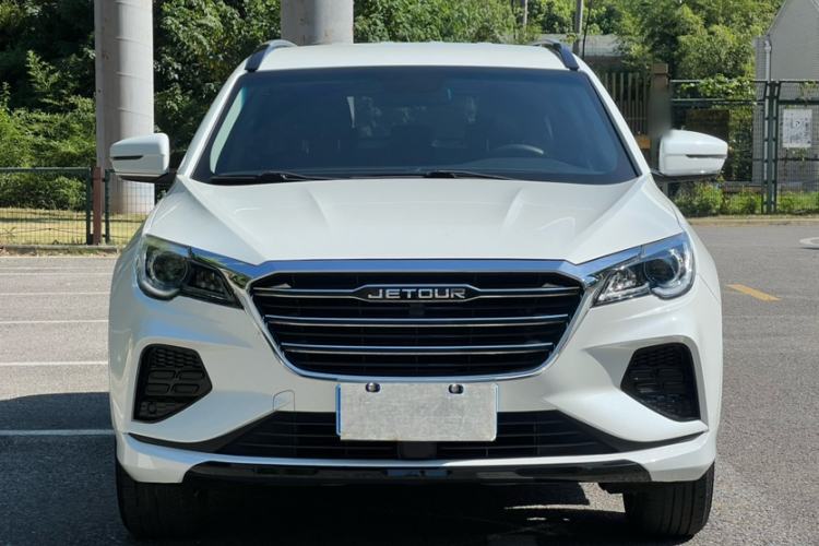 Used JETOUR X70 2020 1.5T DCT Comfort Edition 5-seater Exterior 4