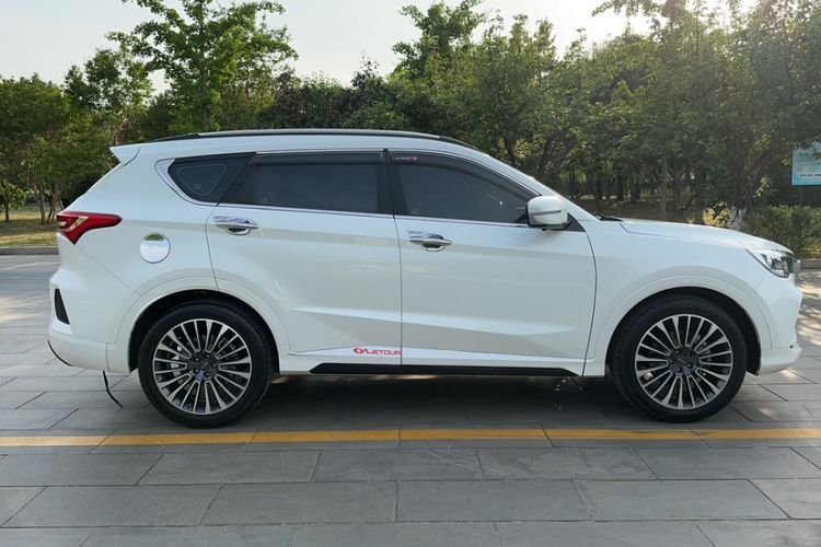 Used JETOUR X70 2020 1.5T Manual Luxury Edition 6 Seats Exterior 7
