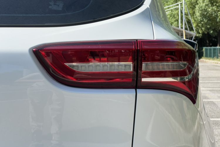 Used JETOUR X70 2020 1.5T DCT Comfort Edition 5-seater Exterior 8