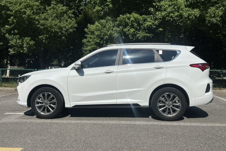 Used JETOUR X70 2020 1.5T DCT Comfort Edition 5-seater Exterior 9