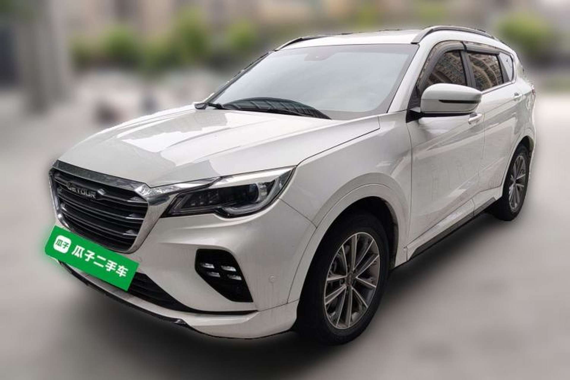 Used JETOUR X70 2020 1.5T DCT Comfort Edition 7-Seater Front Left 45 Deg