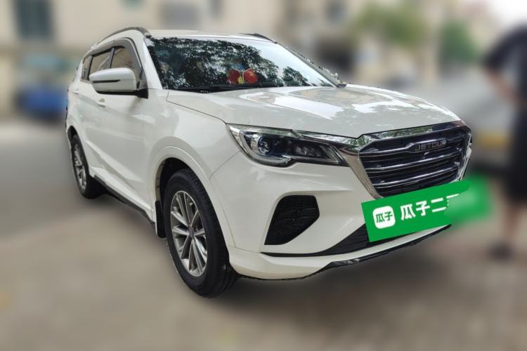 Used JETOUR X70 2020 1.5T DCT Comfort Edition 5-seater Front Right 45 Deg