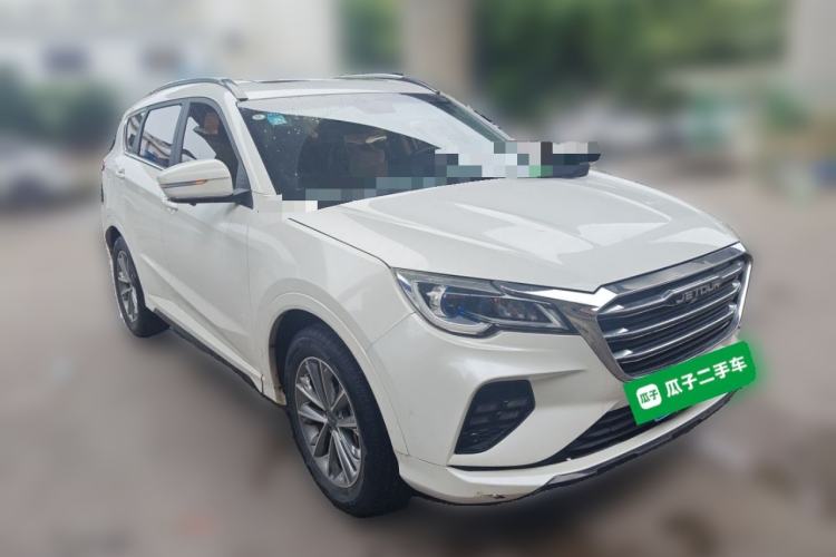 Used JETOUR X70 2020 1.5T Manual Enjoyment Edition 7-Seater Front Right 45 Deg