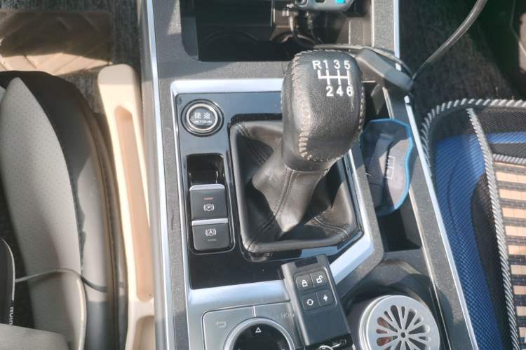 Used JETOUR X70 2020 1.5T Manual Comfort Edition 5 Seats Gear Lever