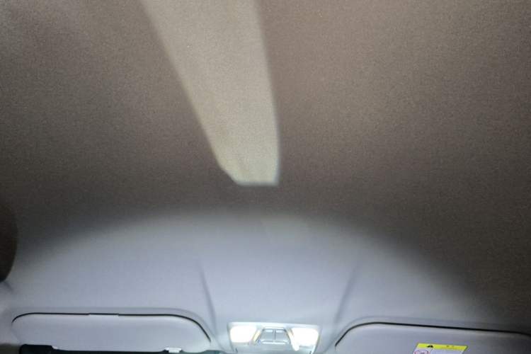 Used JETOUR X70 2020 1.5T Manual Comfort Edition 7-Seater Headliner