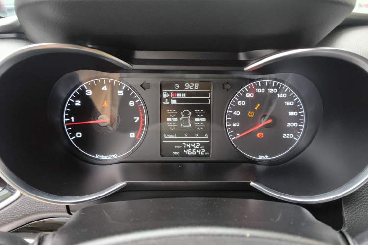 Used JETOUR X70 2020 1.5T Manual Comfort Edition 5 Seats Instrument Cluster