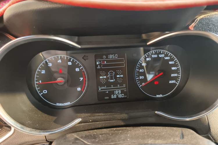 Used JETOUR X70 2020 1.5T Manual Comfort Edition 5 Seats Instrument Cluster