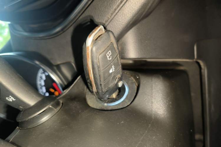 Used JETOUR X70 2020 1.5T Manual Comfort Edition 6 Seats Interior 1