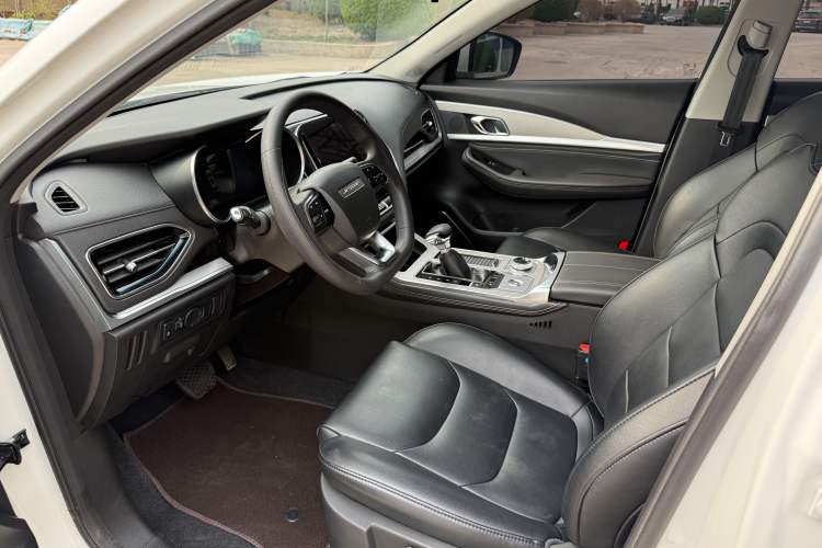 Used JETOUR X70 2020 1.5T DCT Comfort Edition 5-seater Interior 1
