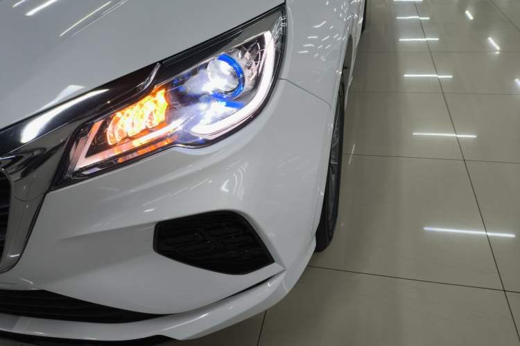 Used JETOUR X70 2020 1.5T DCT Comfort Edition 5-seater Left Front Headlight