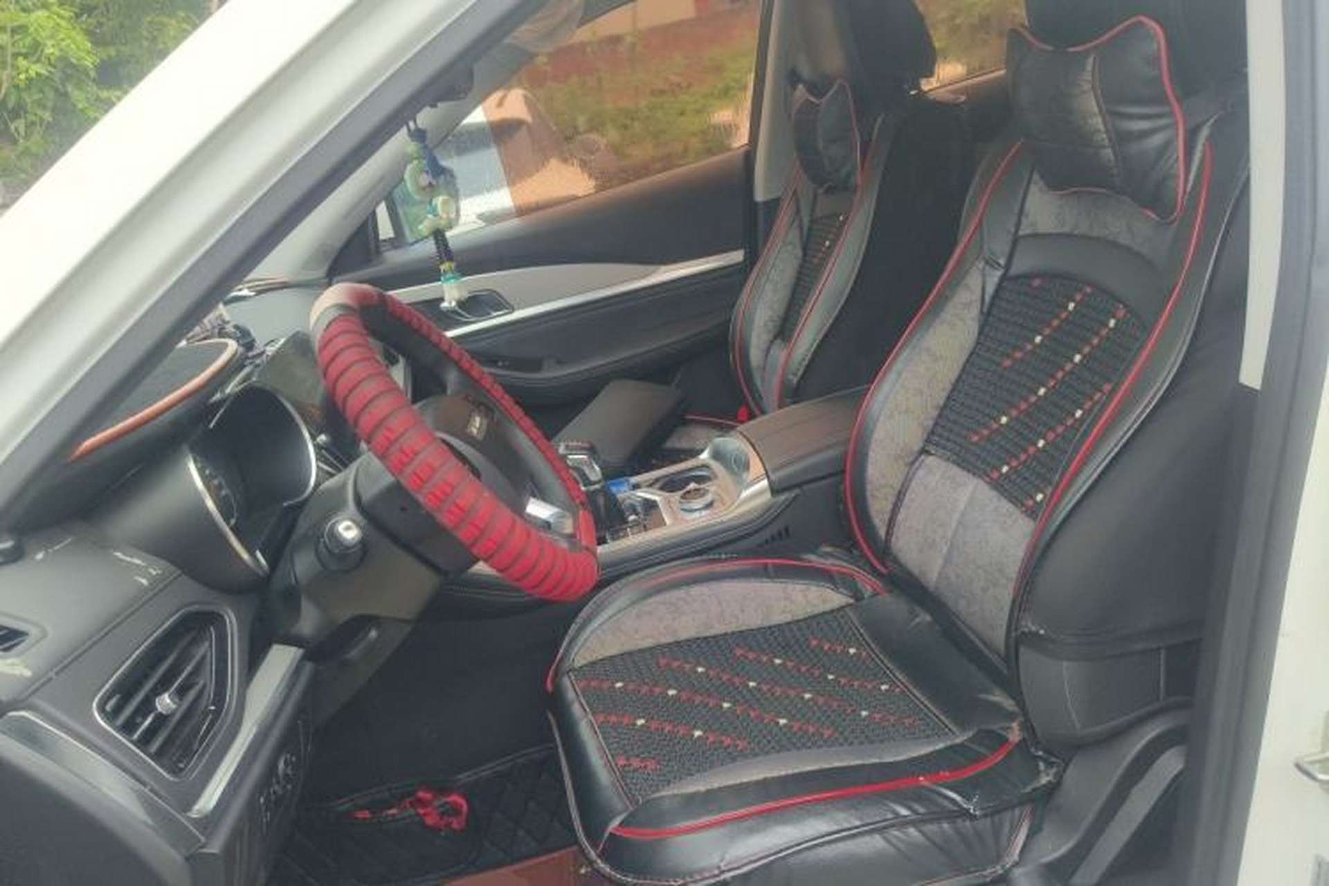 Used JETOUR X70 2020 1.5T Manual Comfort Edition 5 Seats Left Front Seat