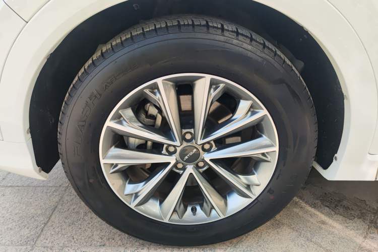 Used JETOUR X70 2020 1.5T DCT Comfort Edition 7-Seater Left Front Wheel Hub