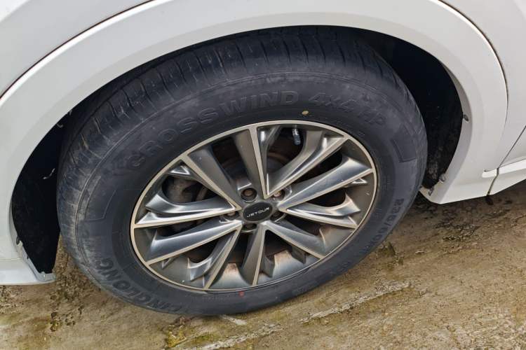 Used JETOUR X70 2020 1.5T DCT Comfort Edition 7-Seater Left Front Wheel Hub