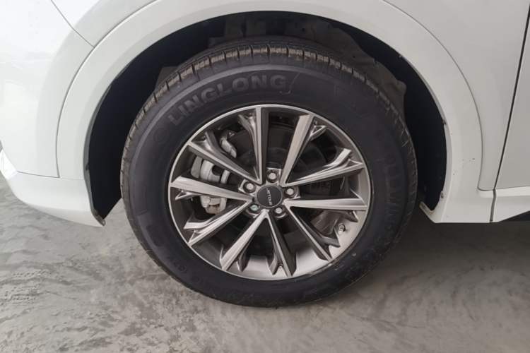 Used JETOUR X70 2020 1.5T Manual Comfort Edition 7-Seater Left Front Wheel Hub