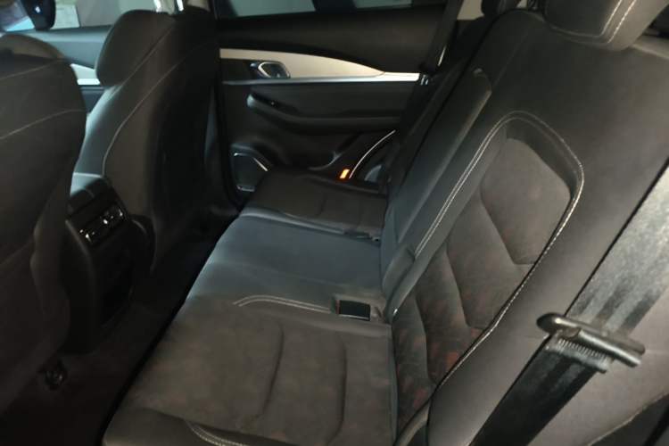 Used JETOUR X70 2020 1.5T Manual Comfort Edition 6 Seats Left Rear Seat