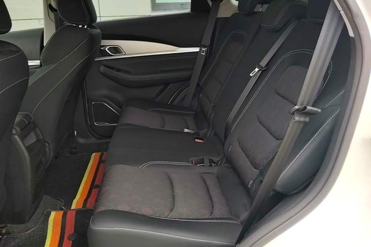 Used JETOUR X70 2020 1.5T DCT Comfort Edition 5-seater Left Rear Seat
