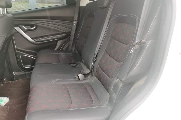 Used JETOUR X70 2020 1.5T DCT YueXing Edition 5 Seats Left Rear Seat