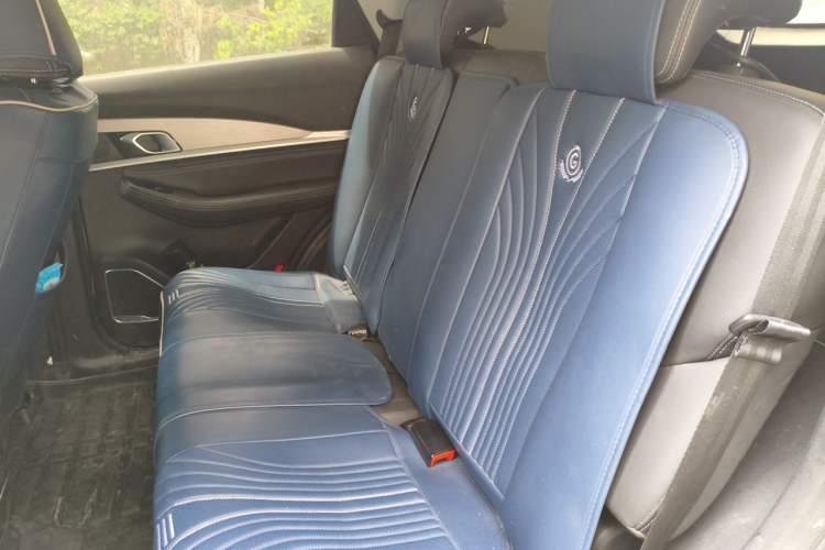 Used JETOUR X70 2020 1.5T DCT Yuexing Edition 6 Seats Left Rear Seat