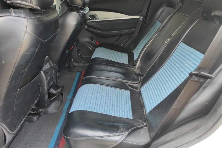 Used JETOUR X70 2020 1.5T DCT Comfort Edition 5-seater Left Rear Seat