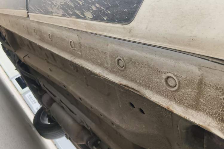 Used JETOUR X70 2020 1.5T DCT Comfort Edition 5-seater Left Side Sill
