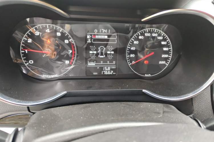 Used JETOUR X70 2020 1.5T Manual Comfort Edition 5 Seats Odometer Close Up