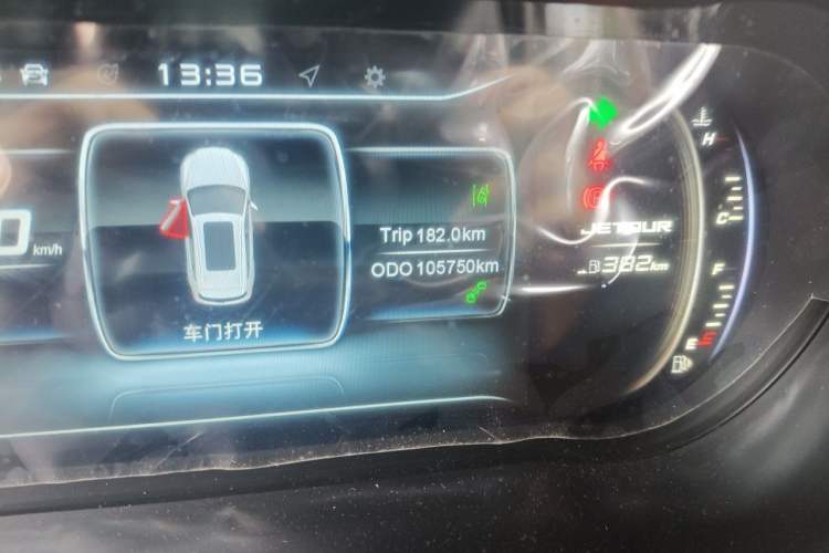 Used JETOUR X70 2020 1.5T Manual Enjoyment Edition 7-Seater Odometer Close Up