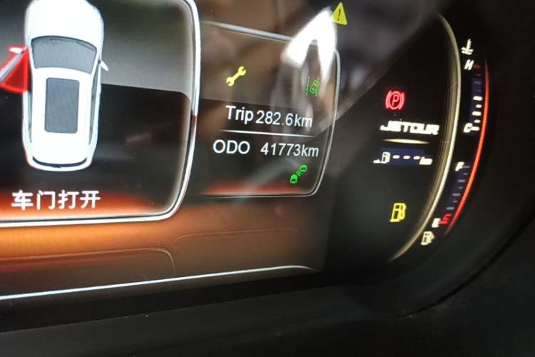 Used JETOUR X70 2020 1.5T Manual EnjoyDrive Edition 5 Seats Odometer Close Up