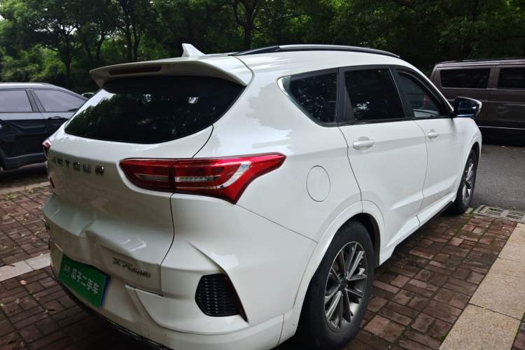 Used JETOUR X70 2020 1.5T Manual Comfort Edition 5 Seats Rear Right 45 Deg
