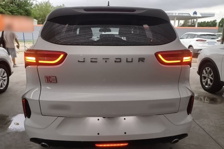 Used JETOUR X70 2020 1.5T Manual Comfort Edition 7-Seater Rear