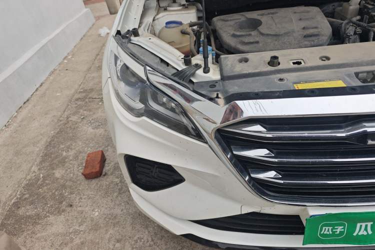 Used JETOUR X70 2020 1.5T DCT Comfort Edition 5-seater Right Front Headlight