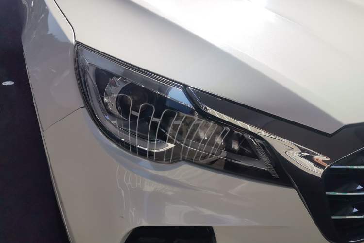 Used JETOUR X70 2020 1.5T DCT YueXing Edition 5 Seats Right Front Headlight