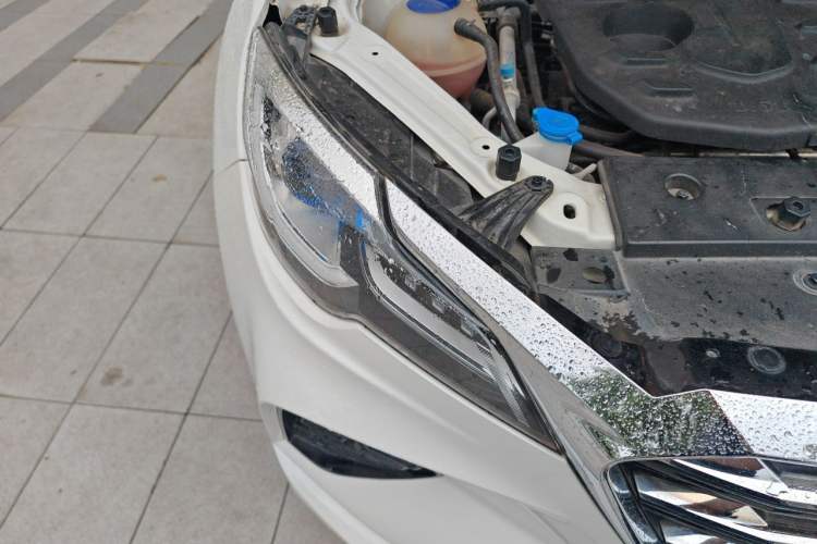 Used JETOUR X70 2020 1.5T DCT YueXing Edition 5 Seats Right Front Headlight
