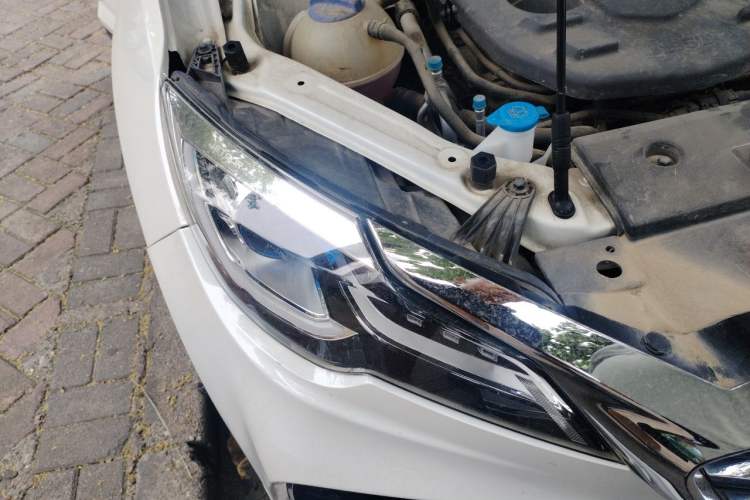 Used JETOUR X70 2020 1.5T DCT Comfort Edition 5-seater Right Front Headlight