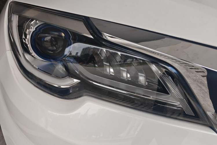 Used JETOUR X70 2020 1.5T DCT YueXing Edition 5 Seats Right Front Headlight